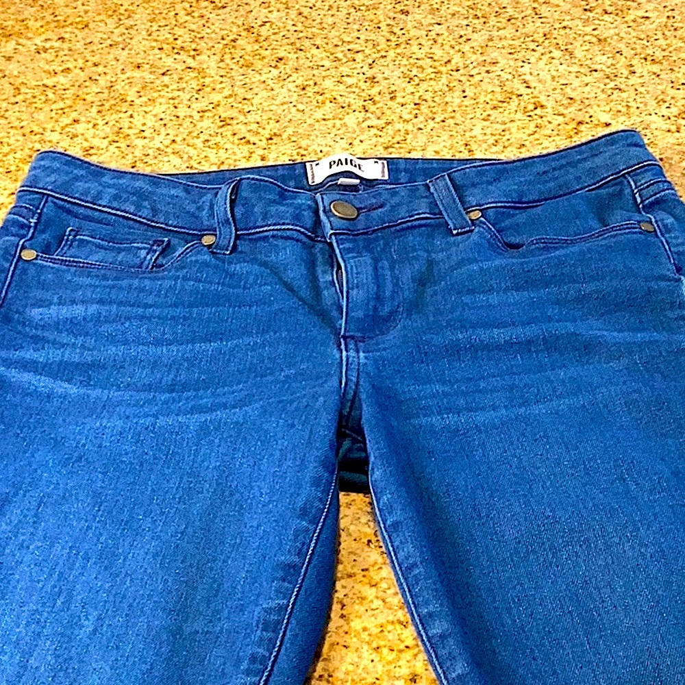 PAIGE VERDUGO ULTRA SKINNY JEANS. MEDIUM WASH. SIZE 31 - Picture 3 of 12